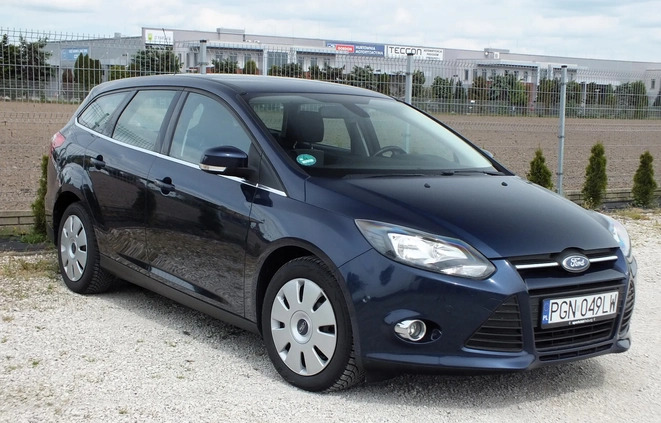 Ford Focus cena 23900 przebieg: 155000, rok produkcji 2012 z Gniezno małe 121